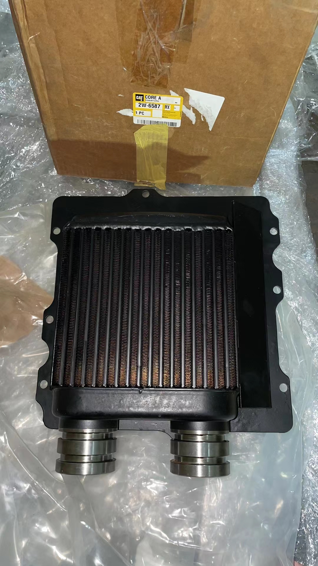 Original New 2W6587