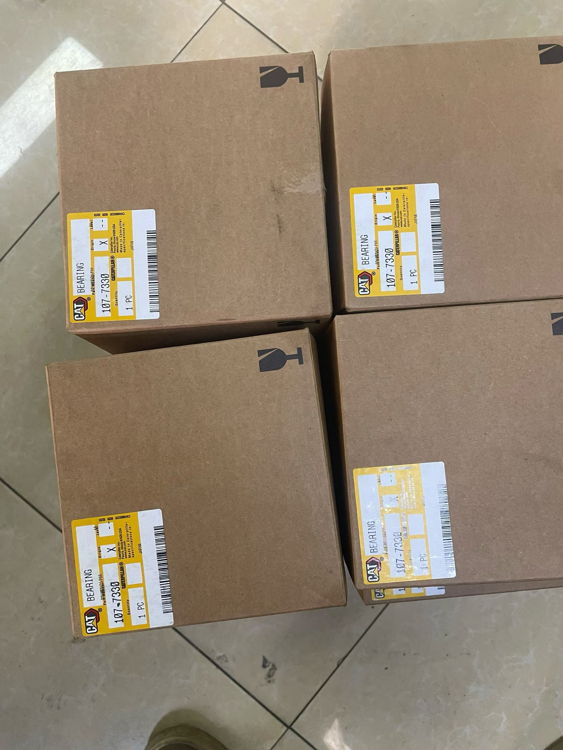 CAT Genuine new 1077330