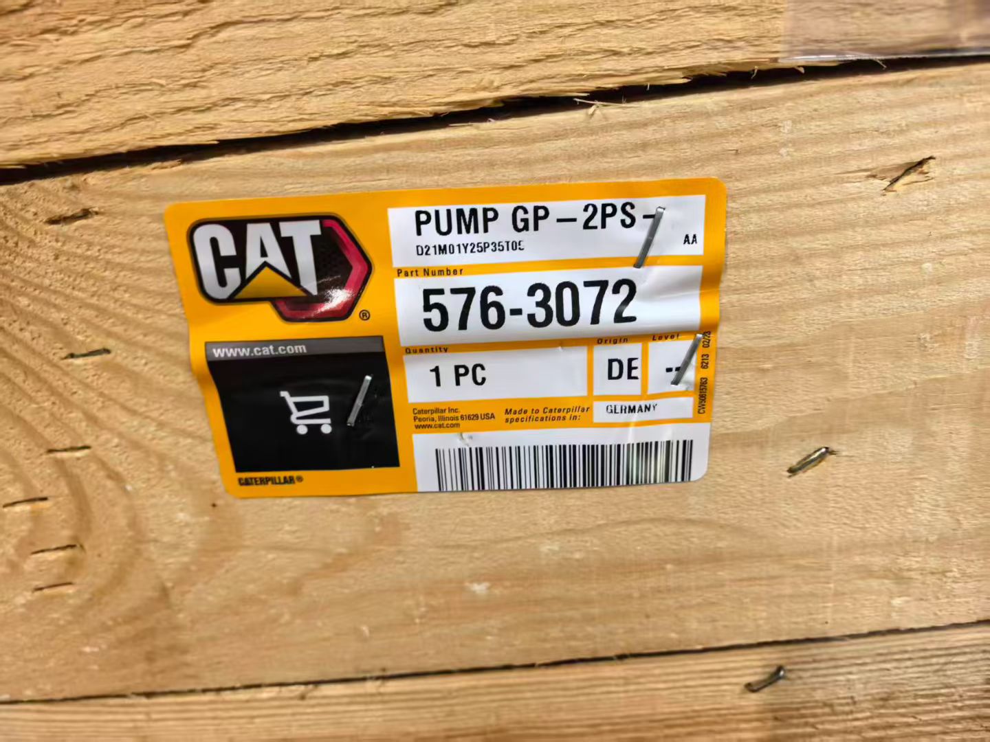 CAT Genuine new 5763072