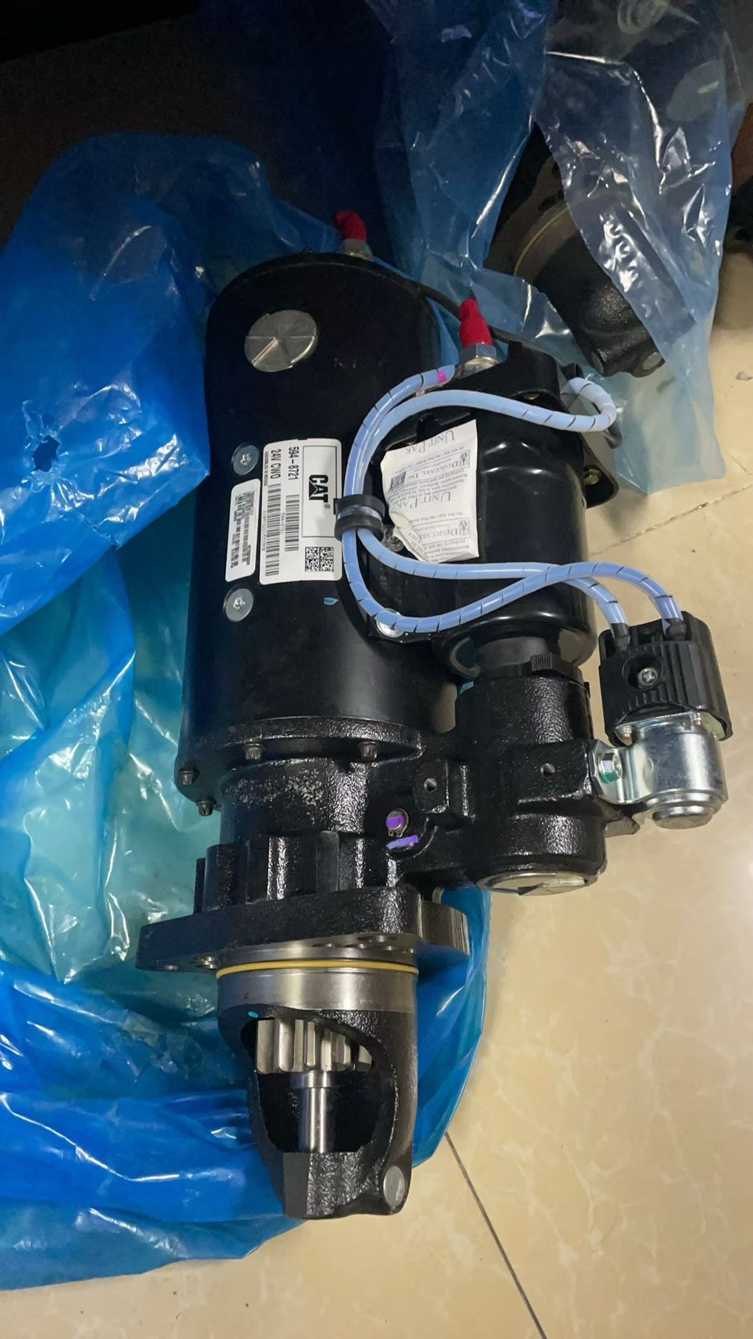 CAT Genuine new 5948721